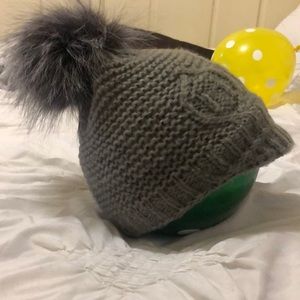 Surell Real Fox Fox Fur Beanie